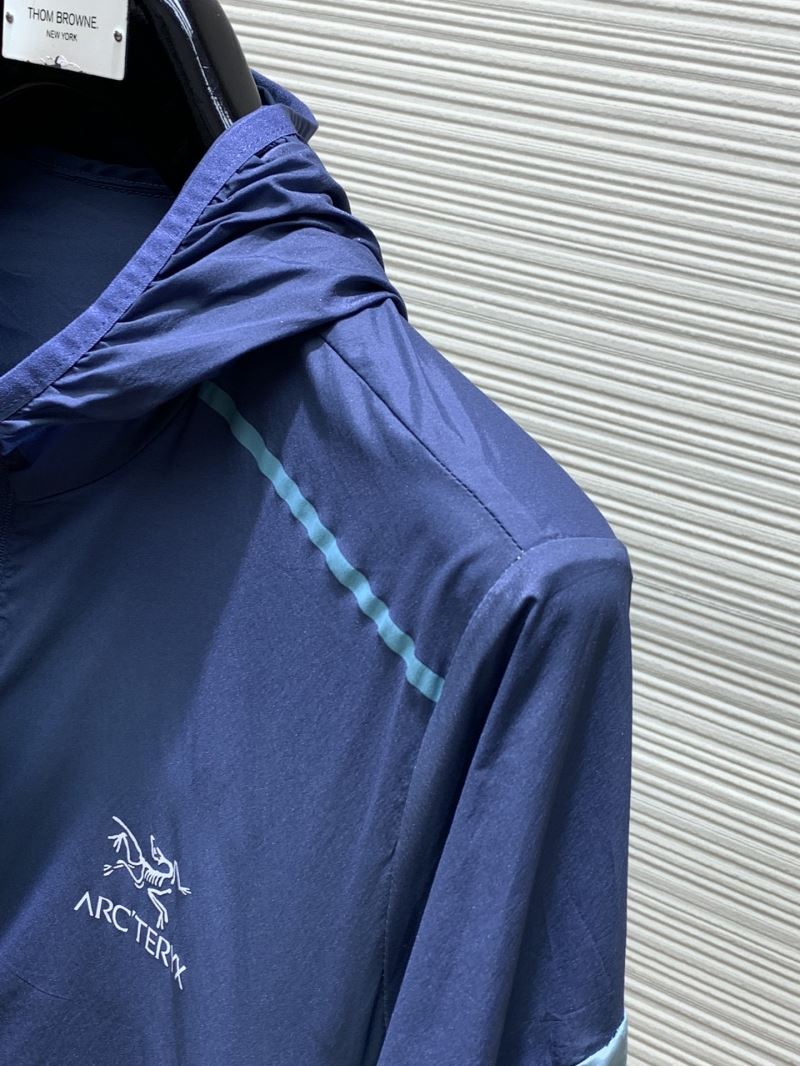 Arcteryx Sunscreen Jacket